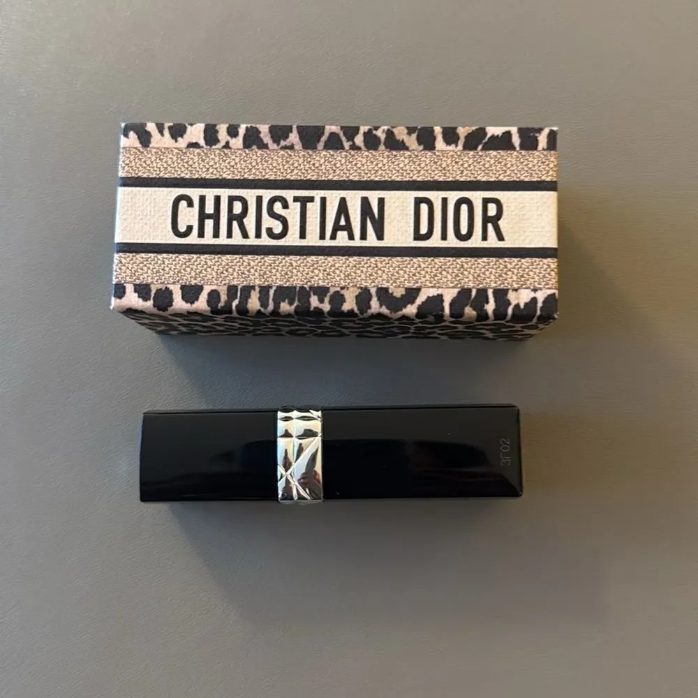 NWOT Christian Dior Lipstick Set. Case & Full Size Lipstick #999 Red.